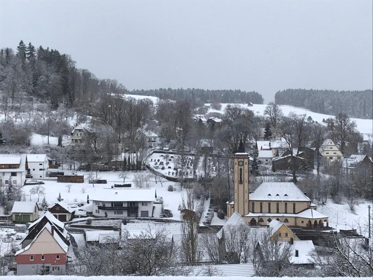 Grosse Und Helle 3 Zi Wohnung In Lossburg-Betzweiler, Schwarzwald Exteriér fotografie